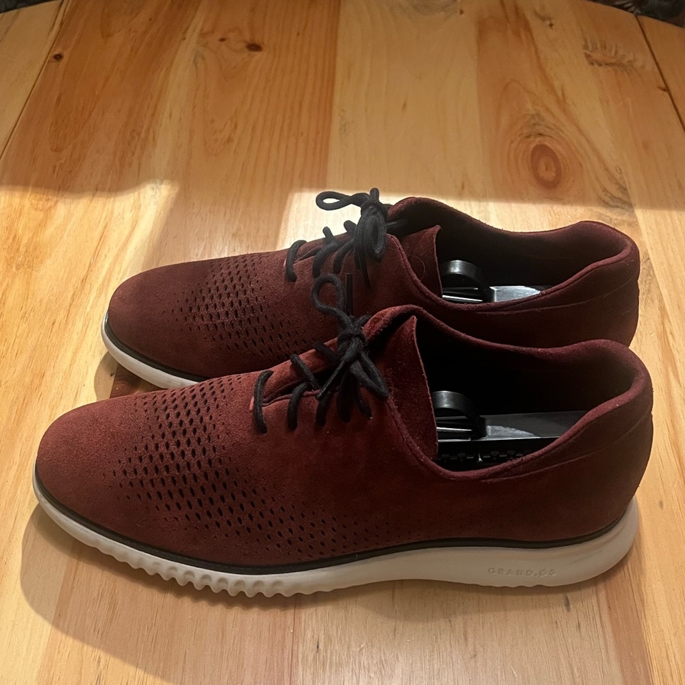 Cole Haan Sneaker SZ10 Casual Great condition